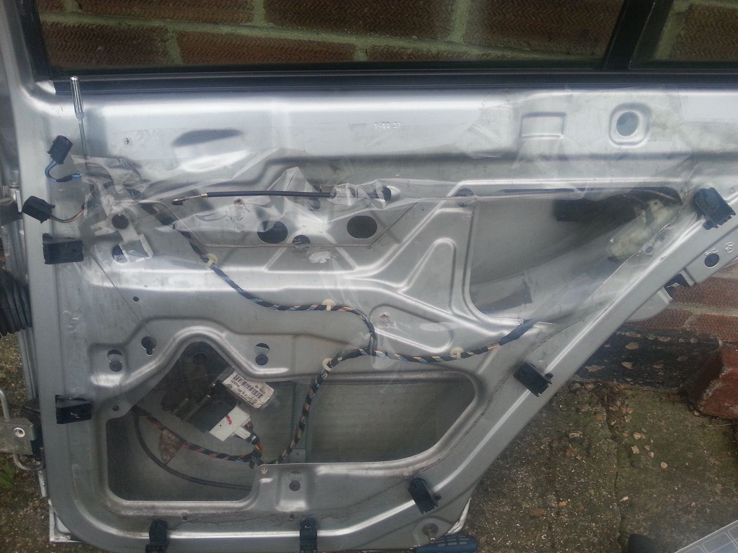 Driver side rear door not locking or opening with remote Skoda Octavia Mk I (19962004) BRISKODA